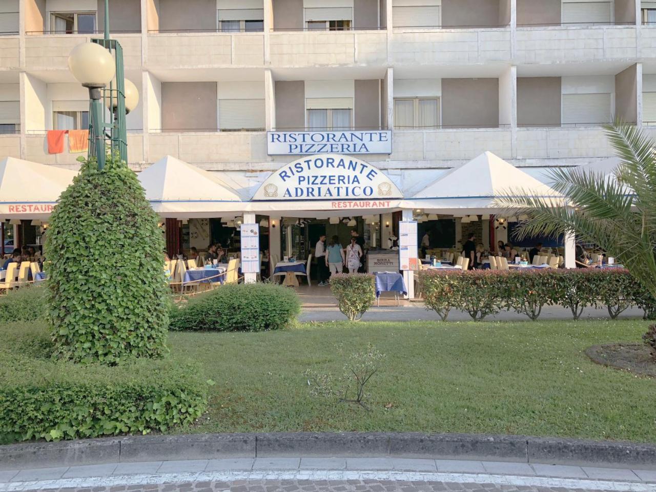 Hotel Adriatico Bibione Exteriér fotografie